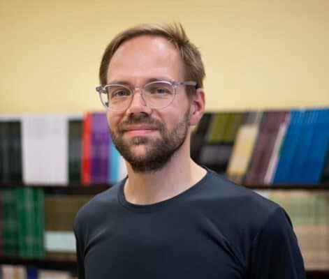 Professor René Mõttus is a panellist at our Science Speakeasy.