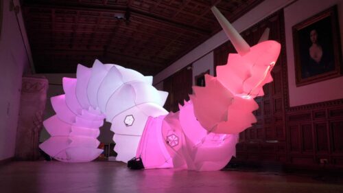 Luma - the giant glowing robotic snail