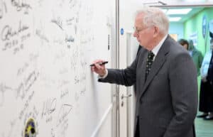 HRH Duke of Gloucester signs the ‘wall of fame’ in Life Science Centre’s Senior Lab